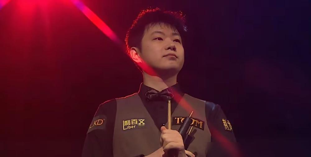 昨夜英锦赛，赵心童被张安达6，2淘汰出局，止步16强，不仅在数据上被全面碾压，而