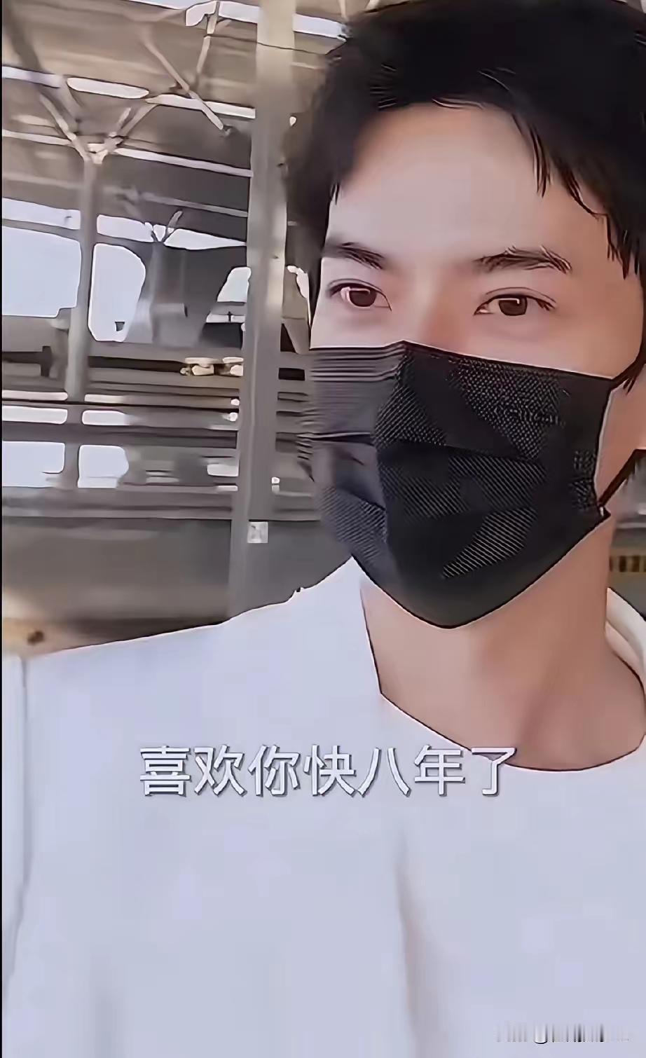 终于懂大家为啥爱小于！
高铁上这一幕，才是明星该有的样子！
 
高铁候车厅的一个