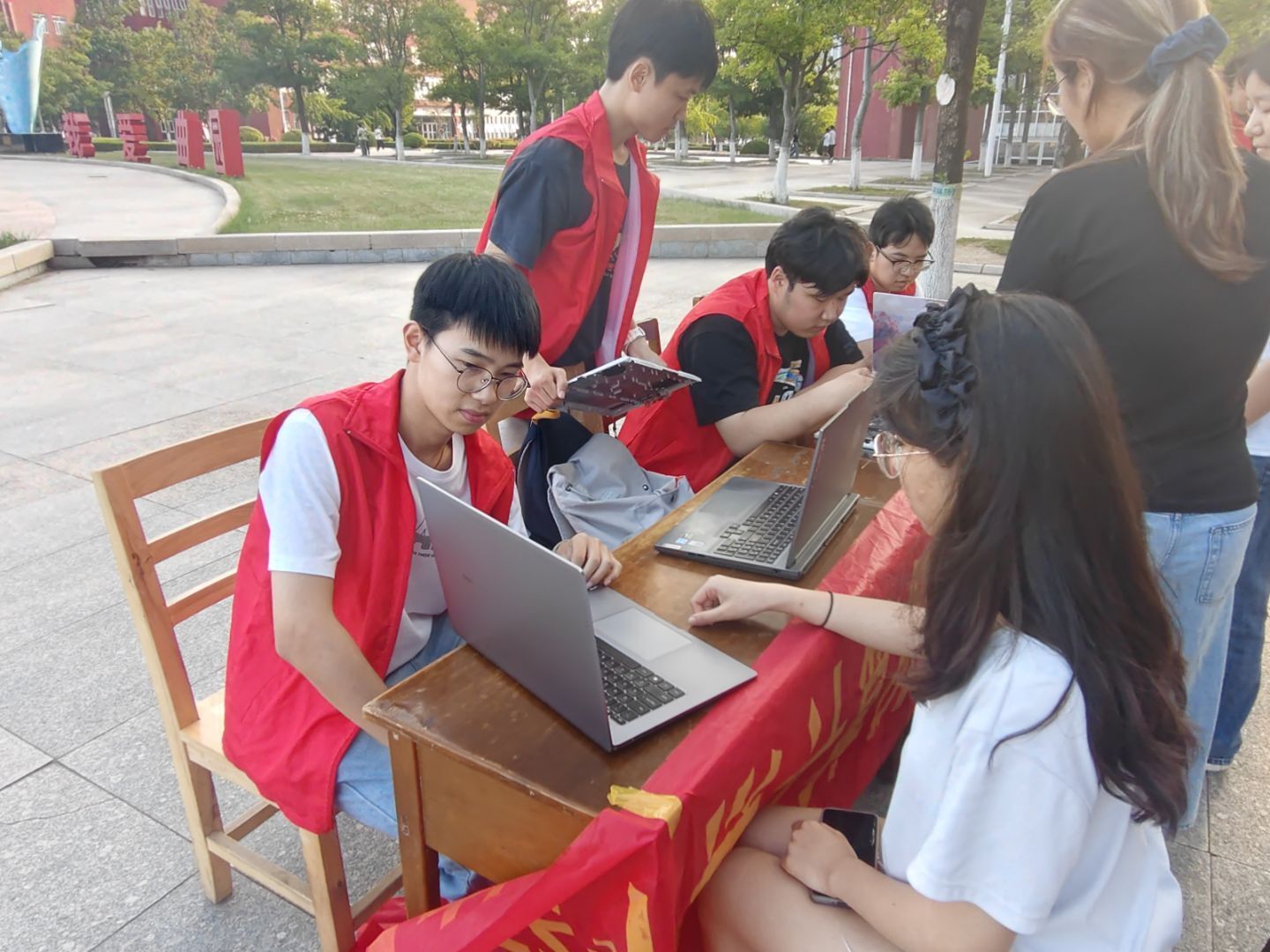 秦岭笑谈  【推普筑梦传薪火 智诊惠民助振兴】曲阜师范大学大学生暑期社会实践暑假