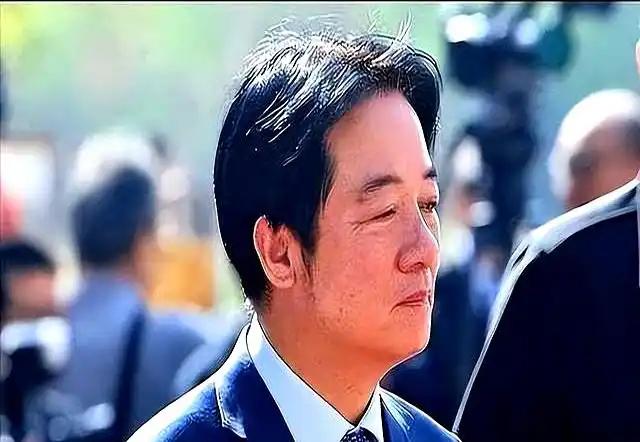 蠢材➕N蠢材也是蠢材，台海最危险局面曝光！全岛政党联手试探大陆底线

当下台海暗