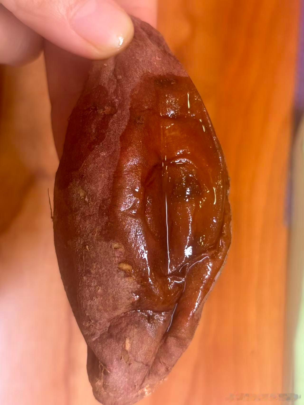 第一批红薯的反馈来了老板家的红薯非常适合烤，香甜不噎，烤久些，然后放一放，好吃?
