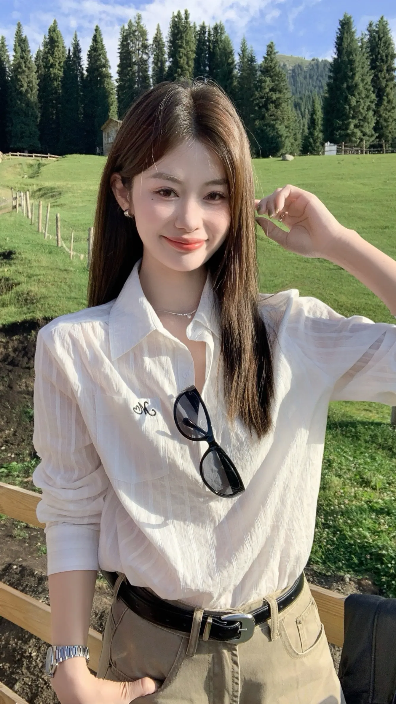 风从来不问 但它来的时候 我就能回答🍃。
