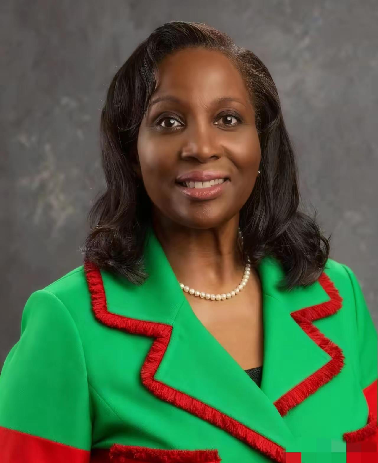 快讯！
 
美联储理事库克公开表示！
2025年11月4日，美联储理事丽莎·库克