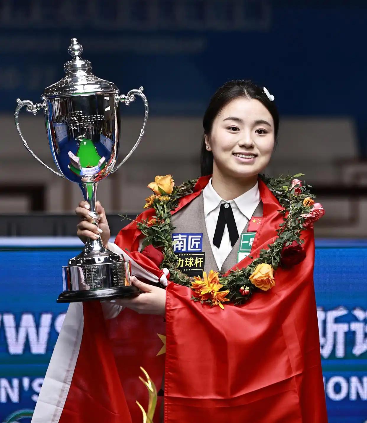 斯诺克英锦赛资格赛第一轮
中国军团13人出场，战绩是9胜3负。
9胜:
黄佳浩 