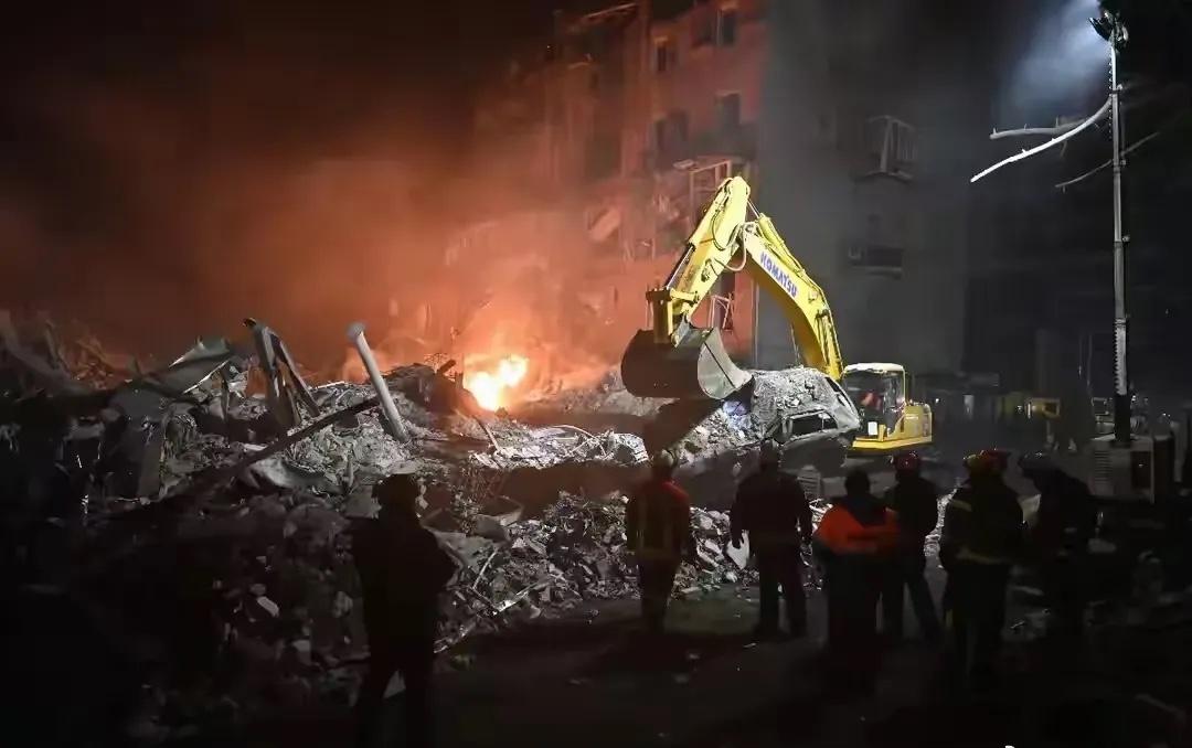 乌克兰方面通报，俄军在此次袭击中采取了“二次打击”战术。即在首次攻击后，等待救援