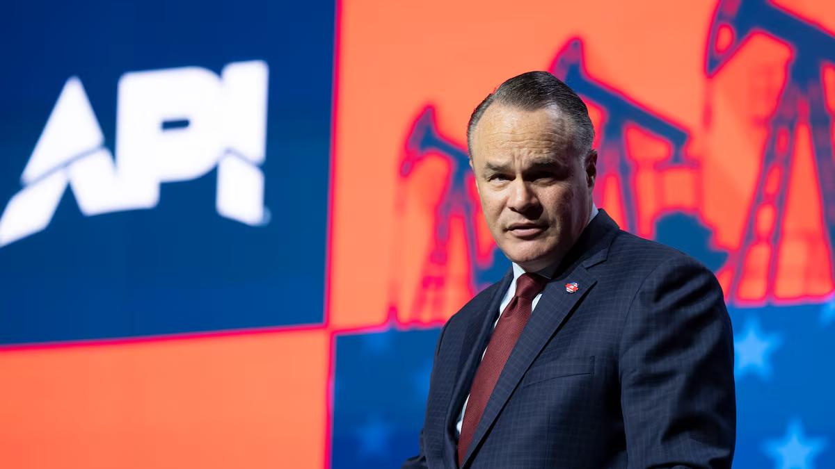 比特朗普更着急的，是美国巨头，他们已经盘算好，怎么把伊朗“吃干抹净”！
在出席了