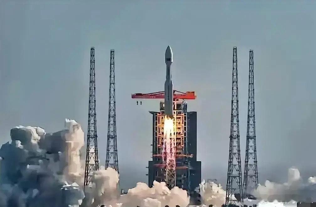 发射成功！厉害了，我的国。12月6日，我国宣布在海南商业航天发射场用长征八号甲运