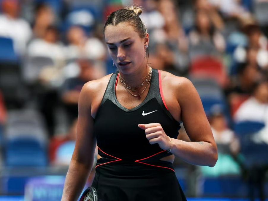 世界第一打疯了，

豪取武网20连胜！

萨巴伦卡2-0莱巴金娜，闯进四强！
