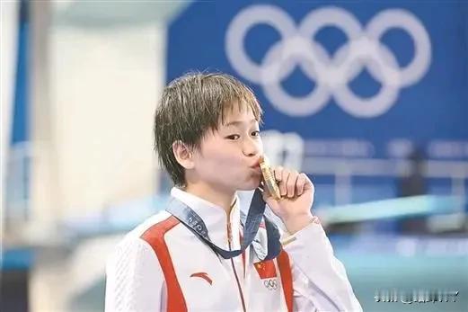 全红婵走红之后他们一家依旧相敬如宾，这样的一幕令无数人动容。
据悉，全红婵接受采