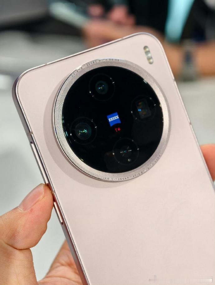 vivo x200promini用机体验 上半年就想换小直屏手机了，终于等到下半