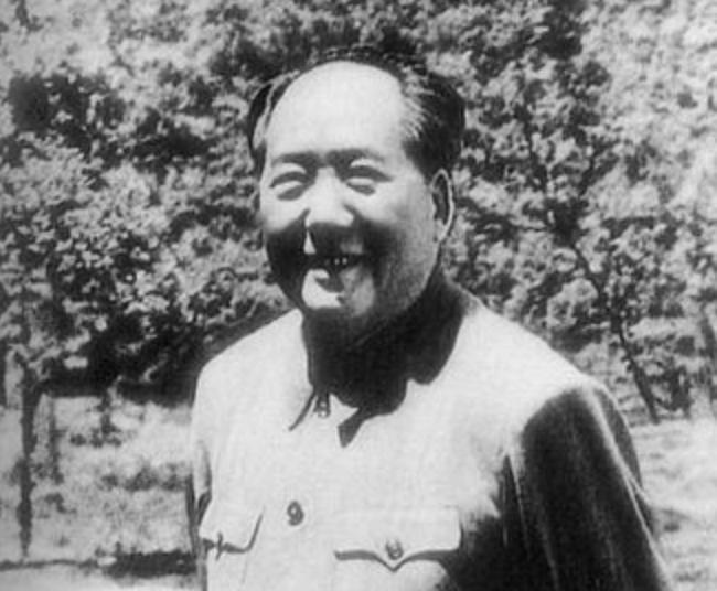 50军抗美援朝取得重大胜利，毛主席亲自接见，军长当面向主席提出一个特别请求！
1