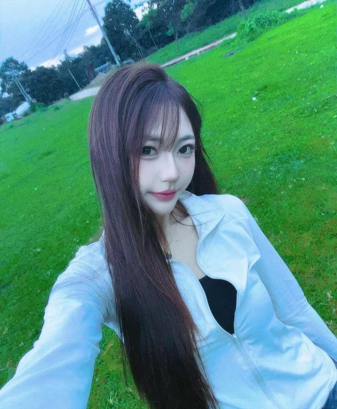 女有18一朵花，老母天天把心挂， 女儿越大越离家，老母急了把泪擦，亲爱的大宝，1
