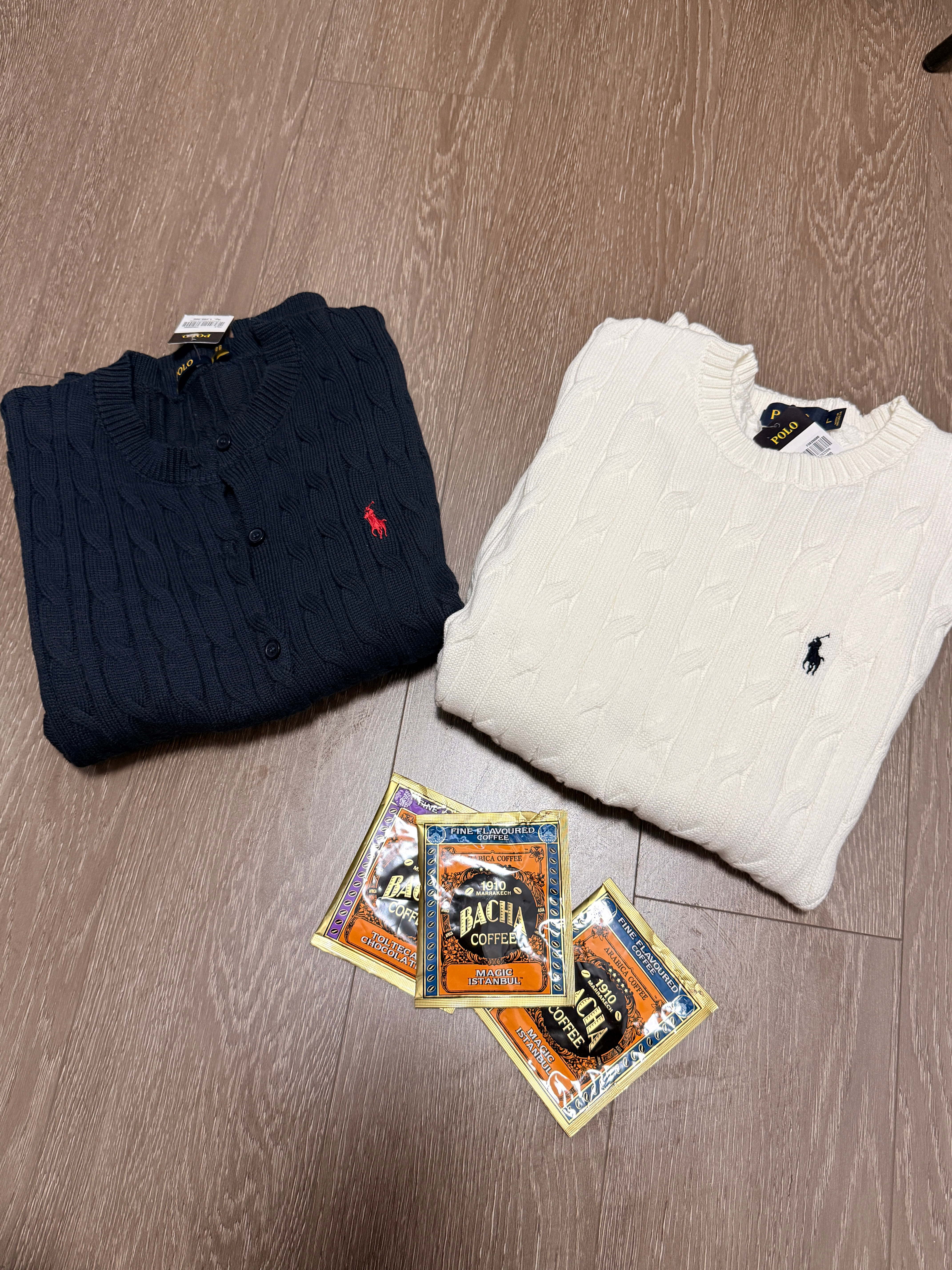 睡醒收到lr寄的快递姨妈也没那么难受了🫰🏻 