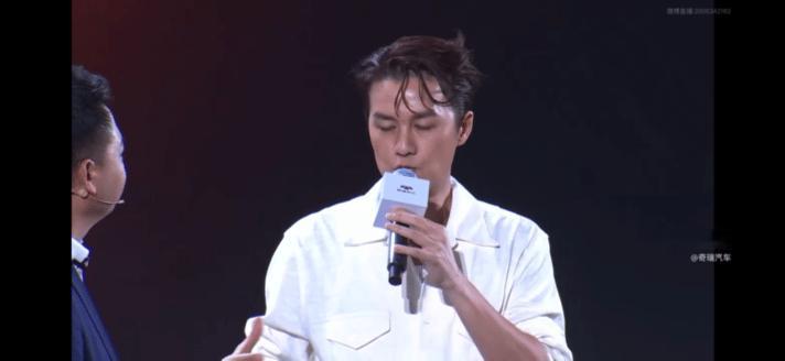 和吴克群一起解锁稳稳的幸福粉丝DNA动了！听吴克群聊“稳稳的幸福”瞬间共情。奔赴