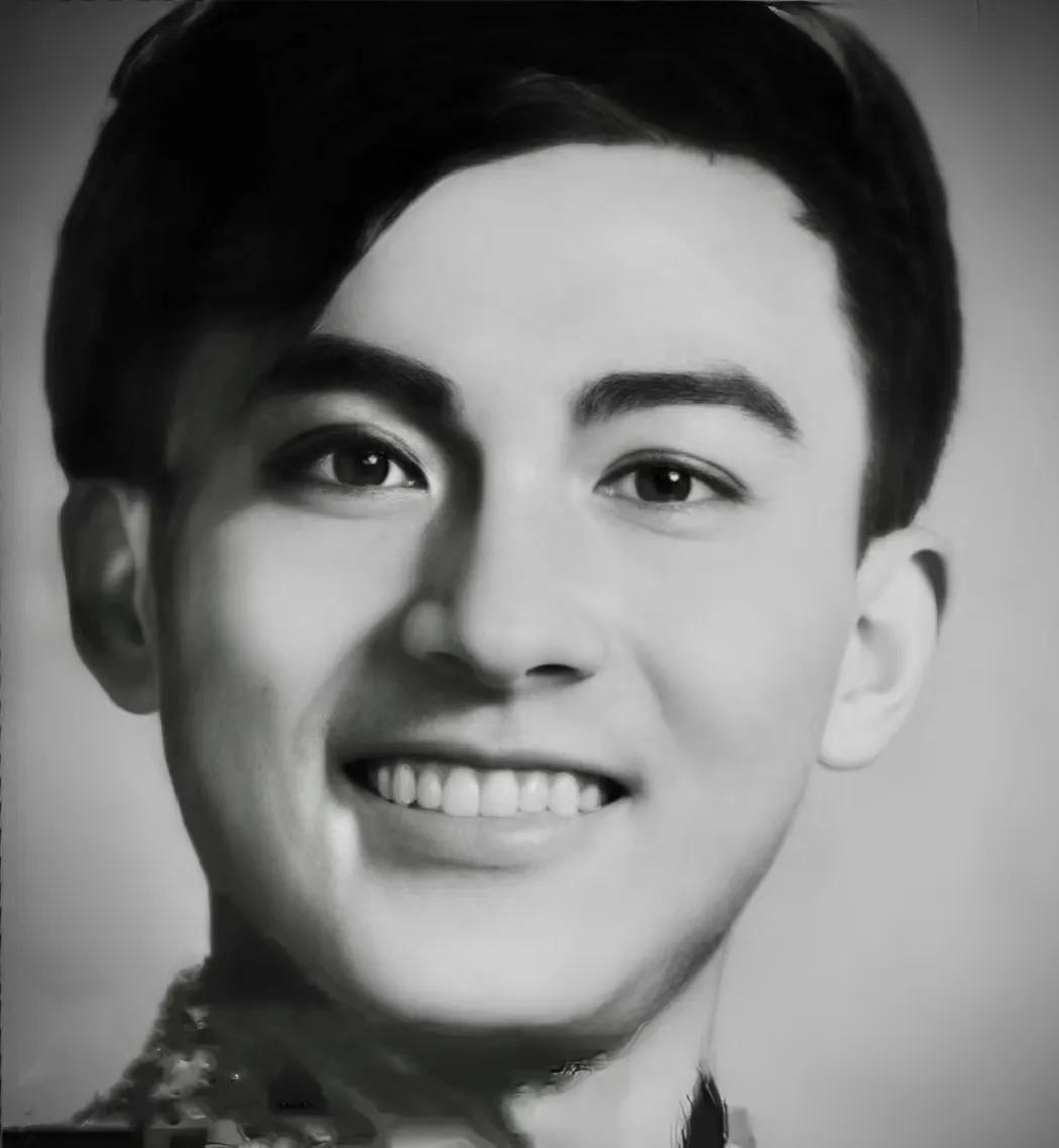 游本昌老师也曾经风华正茂，貌比潘安哪！
突然理解了爷叔热泪盈眶！