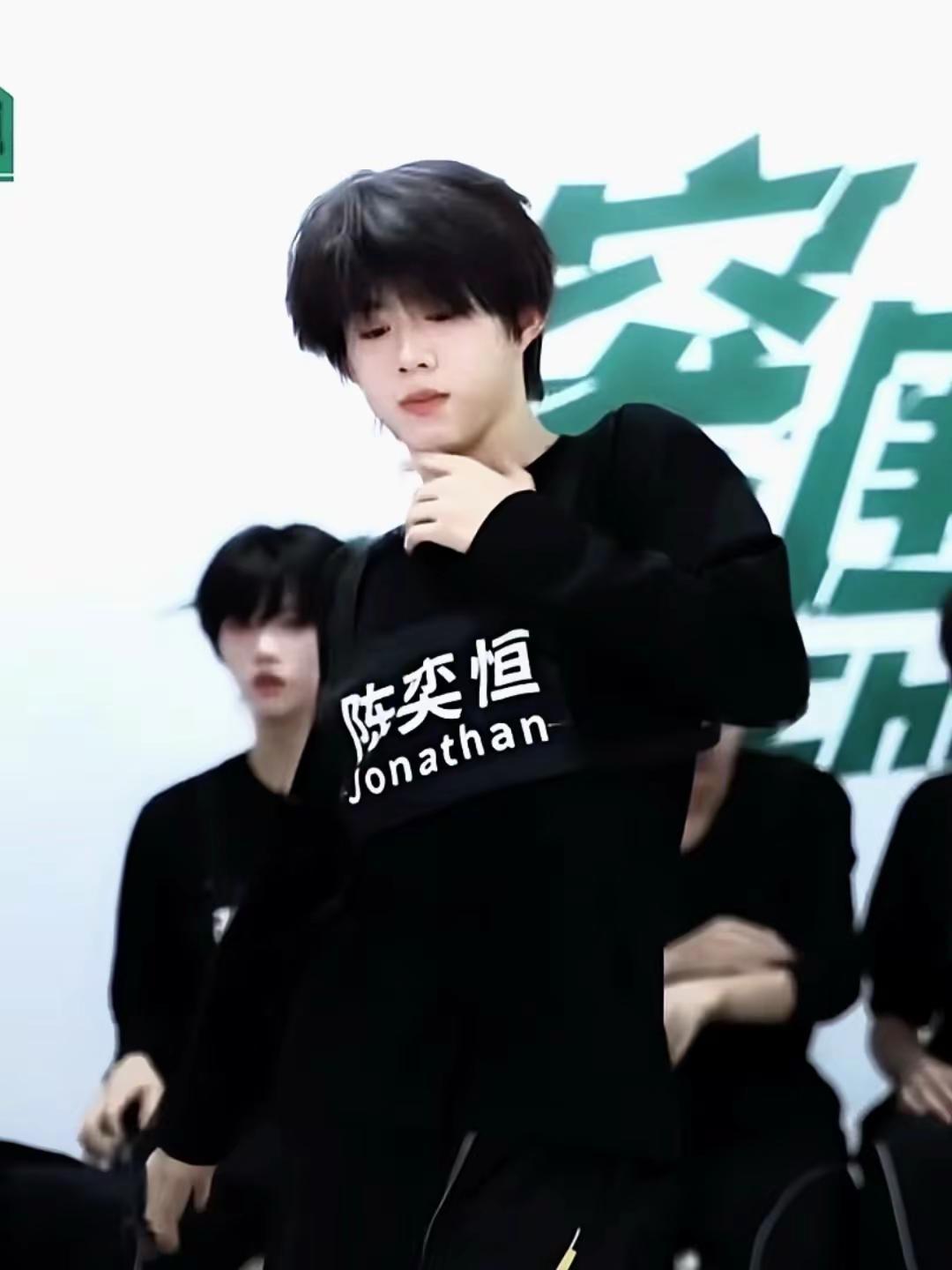 任何人没看过老攻这三个动作我都会伤心的OK？练习室