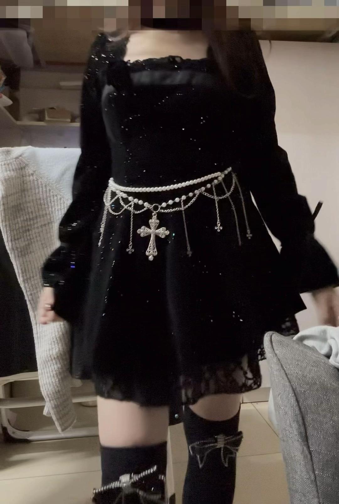 新裙子˗ˋˏ( ´͈ ᗜ `͈ )ˎˊ˗
