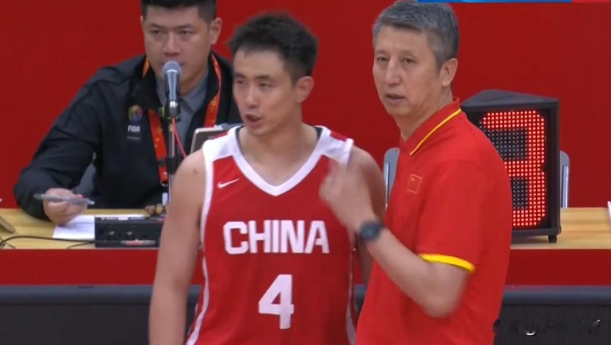 赵继伟到底怎么了？难道赵继伟真的应该退出目前这支中国男篮吗？赵继伟一直是男篮争议