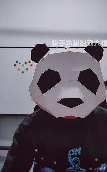 #刘大锤说周翊然可能有素人女友# 啊？刘大锤说周翊然可能有素人女友[晕] ​​​