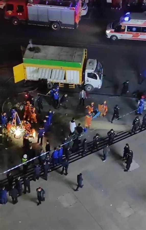 【突发！四川平昌三名儿童玩耍时不慎坠入化粪池，抢救无效痛失宝贵生命】
3月20日