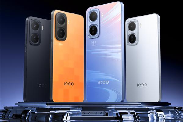 iQOO Neo11至尊版下周官宣：搭载国产顶级2K直屏 同档唯一8月7日消息，