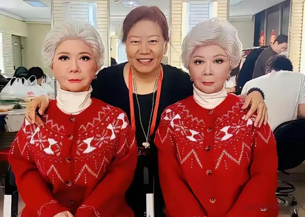 春晚舞台上那台造价70万、外形神态都神似蔡明的仿生机器人，你真以为表演结束就被丢