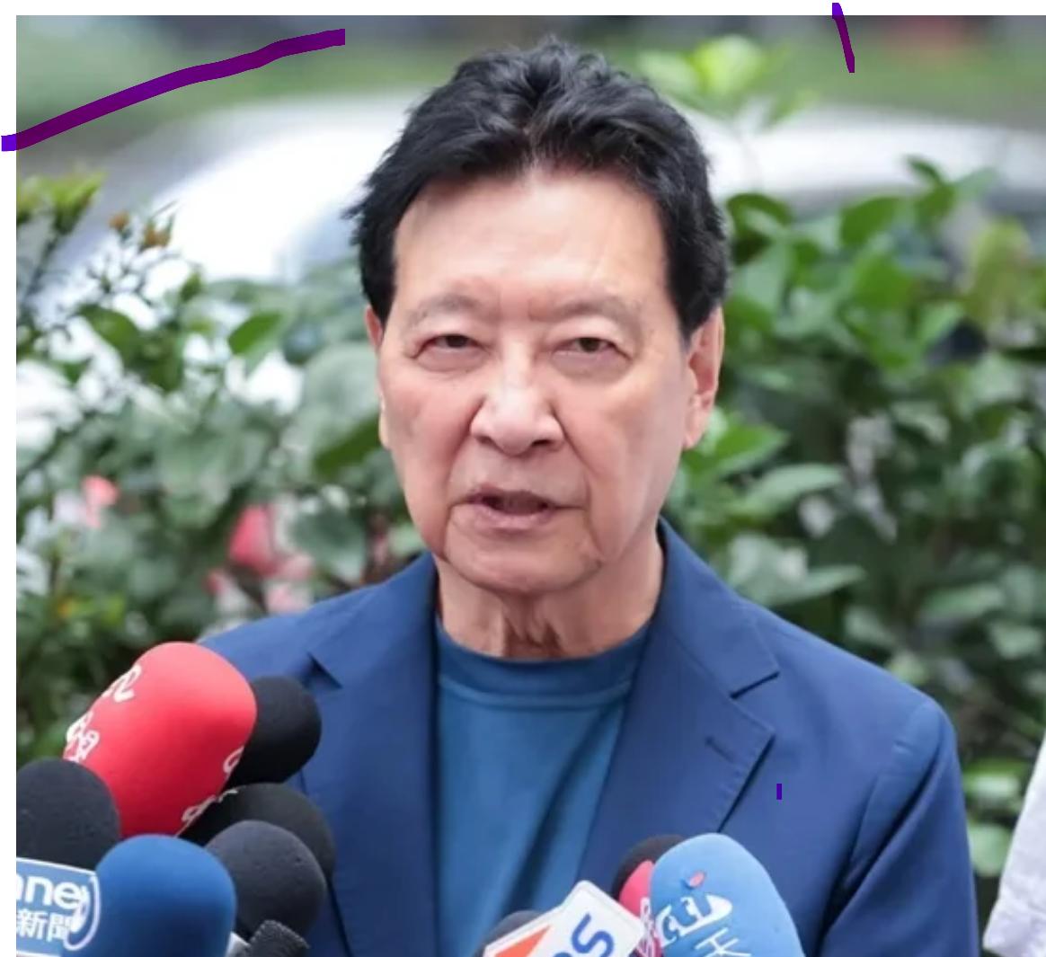 台湾民意机构三读通过蓝白7800亿版本“军购案”，前中广董事长喊“最后还是回到他