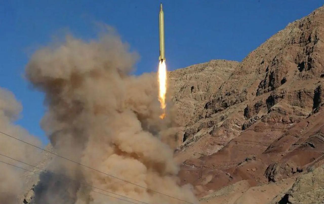 伊朗这次反应很快，已经向14个美军基地发起反击，但有一个国家境内的美军基地伊朗没