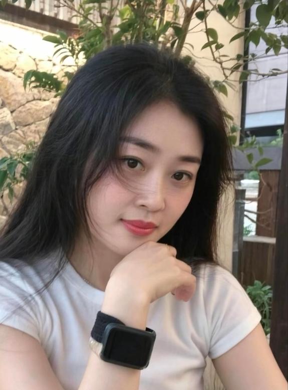 标志的五官，饱满的状态。