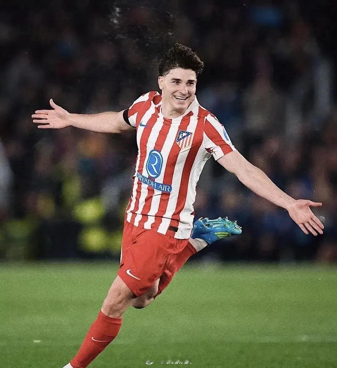 西蒙尼这人，真有点意思。刚在诺坎普2-0干掉巴萨，全队士气正盛。结果3天后，转头