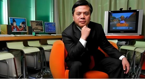 中国前首富陈天桥，或许已是外国人。如今他突然回国，动用境外资本买下上海的一家酒店
