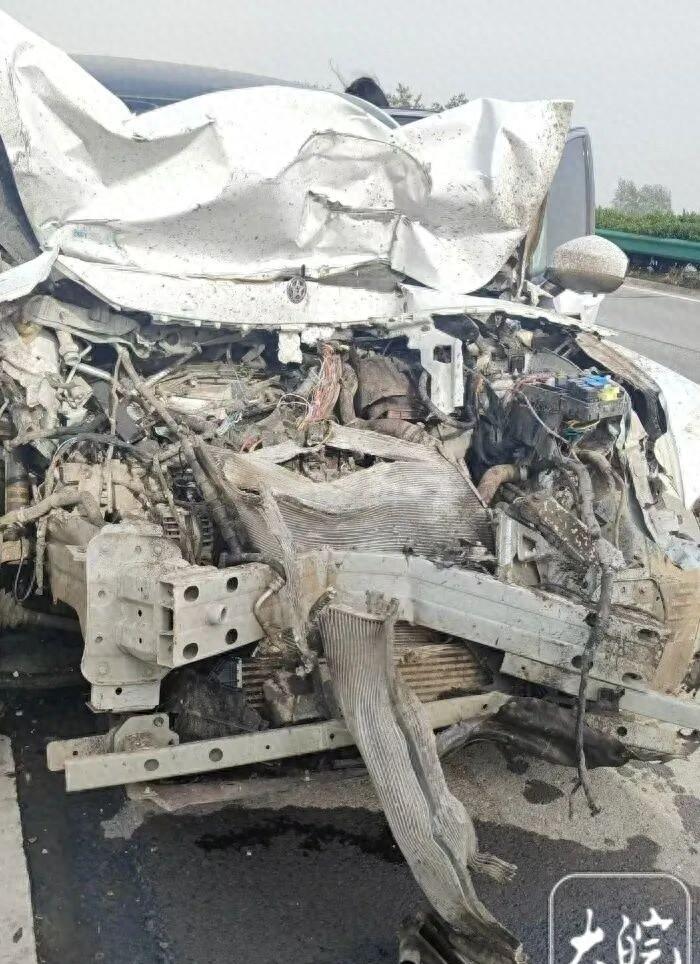 司机上诉引争议
2025年5月18日，河南新密男子刘某参加外甥满月宴后，驾车搭载