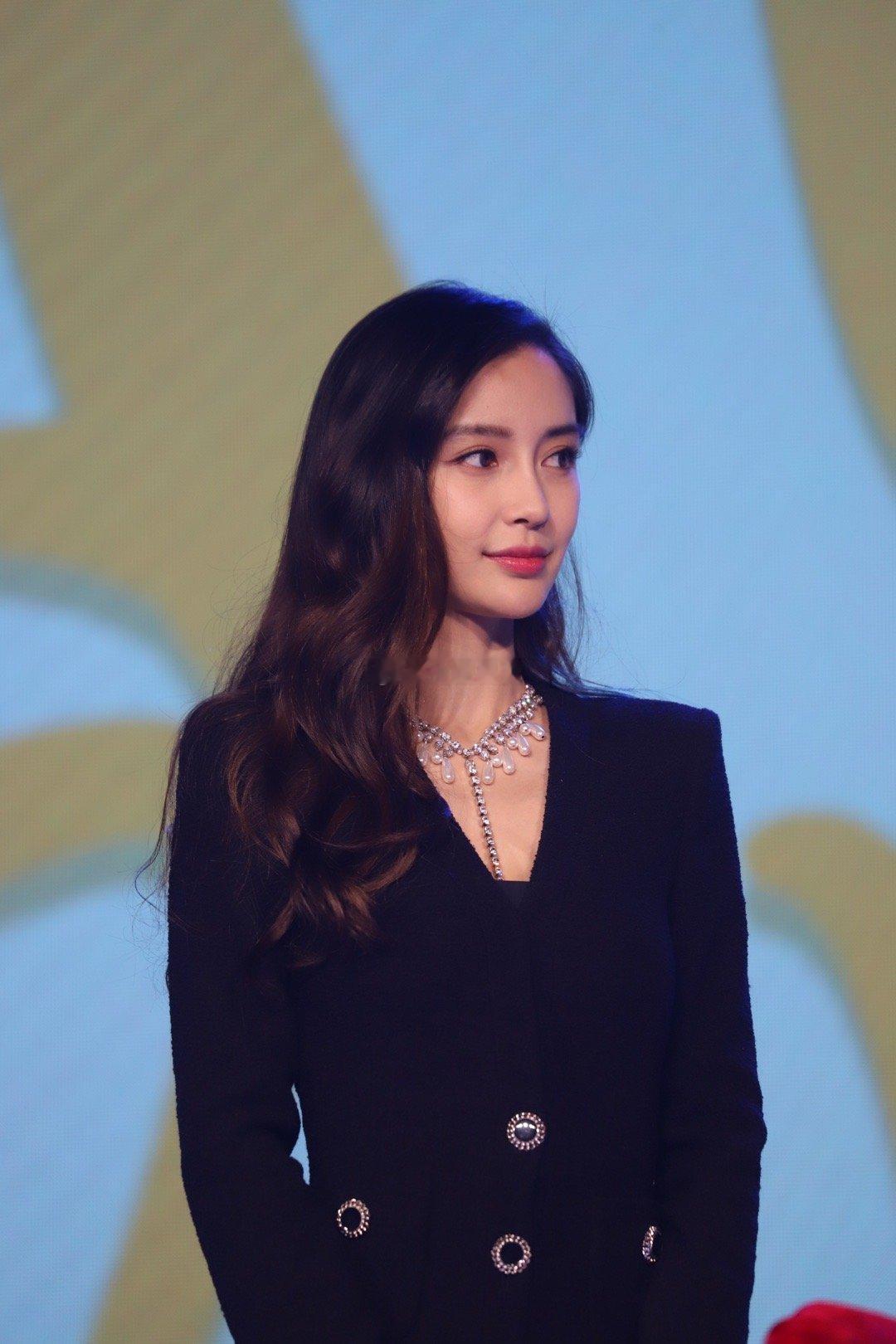 杨颖2019年真朋友发布会，baby的生图超级抗打[彩虹屁] | 634 ​​​