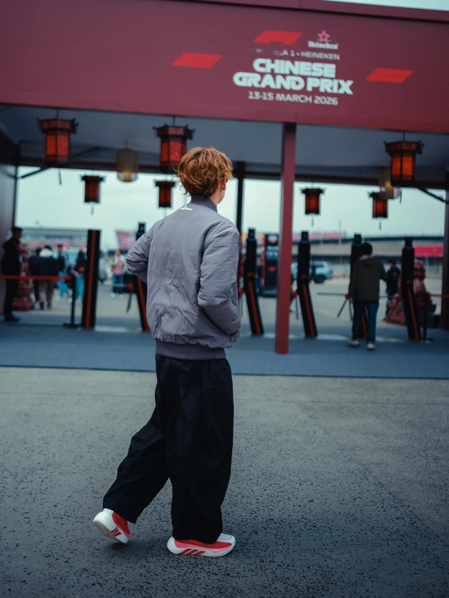 冬奥会 苏翊鸣发布了上周末的“速度与激情”！此刻皆不凡