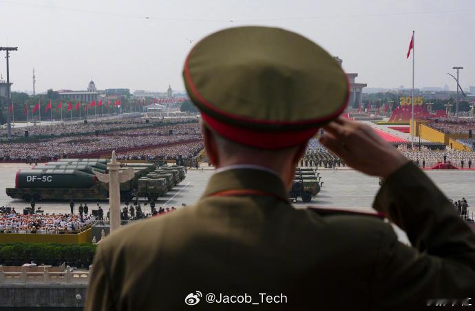 新华社出图 英姿飒爽，神采飞扬！ ​​​