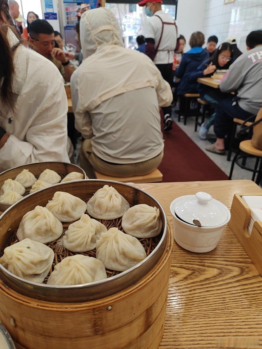 原来我们小时候就吃过必吃榜【去陌生城市先翻评价区，必吃榜成游客发现老味道的入口】