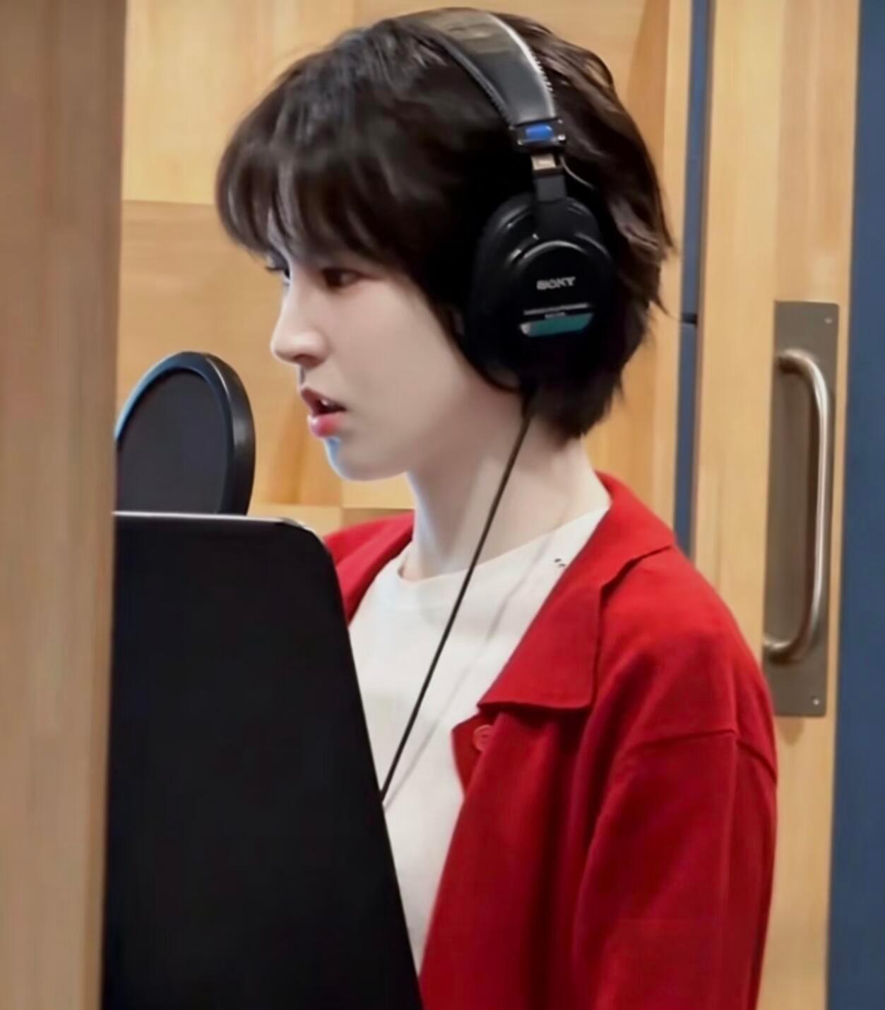 曾沛慈 曾沛慈满分vocal 超莱克平凡了，大家看到捞捞我，感谢