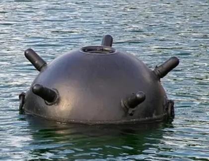 防范于未然！
俄军在克里米亚附近的海域部署着大量的水雷，防止乌克兰军队对克里米亚