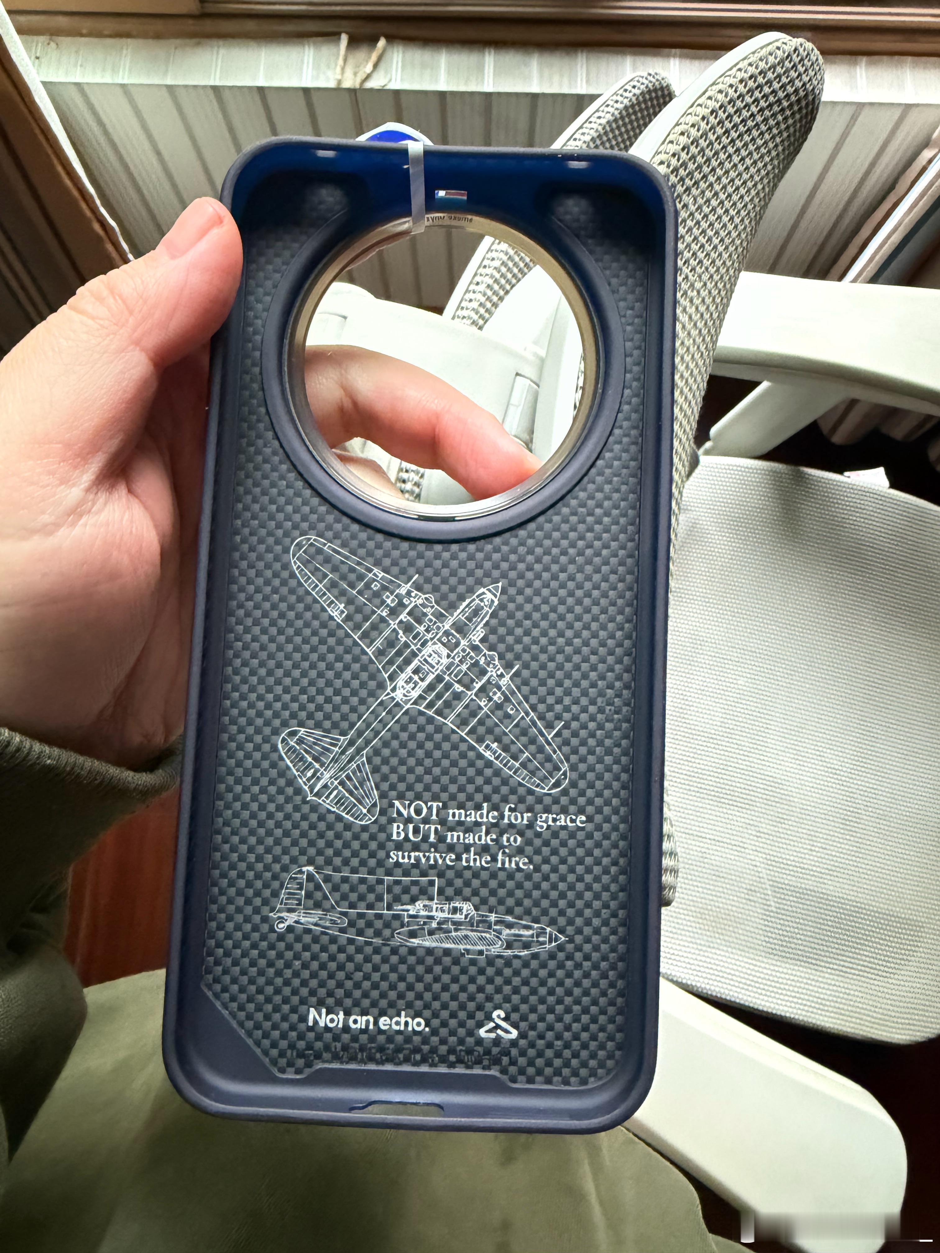 今天又收到了的华为Mate 80 Pro Max的手机壳，还是那句话，不考虑价格