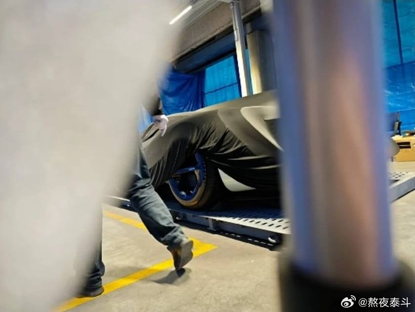 西班牙巴塞罗那，疑似小米Vision Gran Turismo（VGT）概念车谍