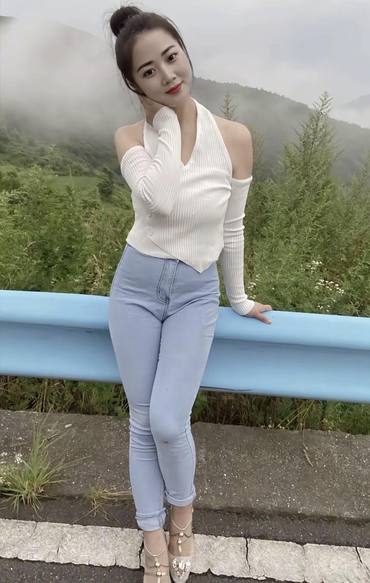 山高水长，雾里看花。