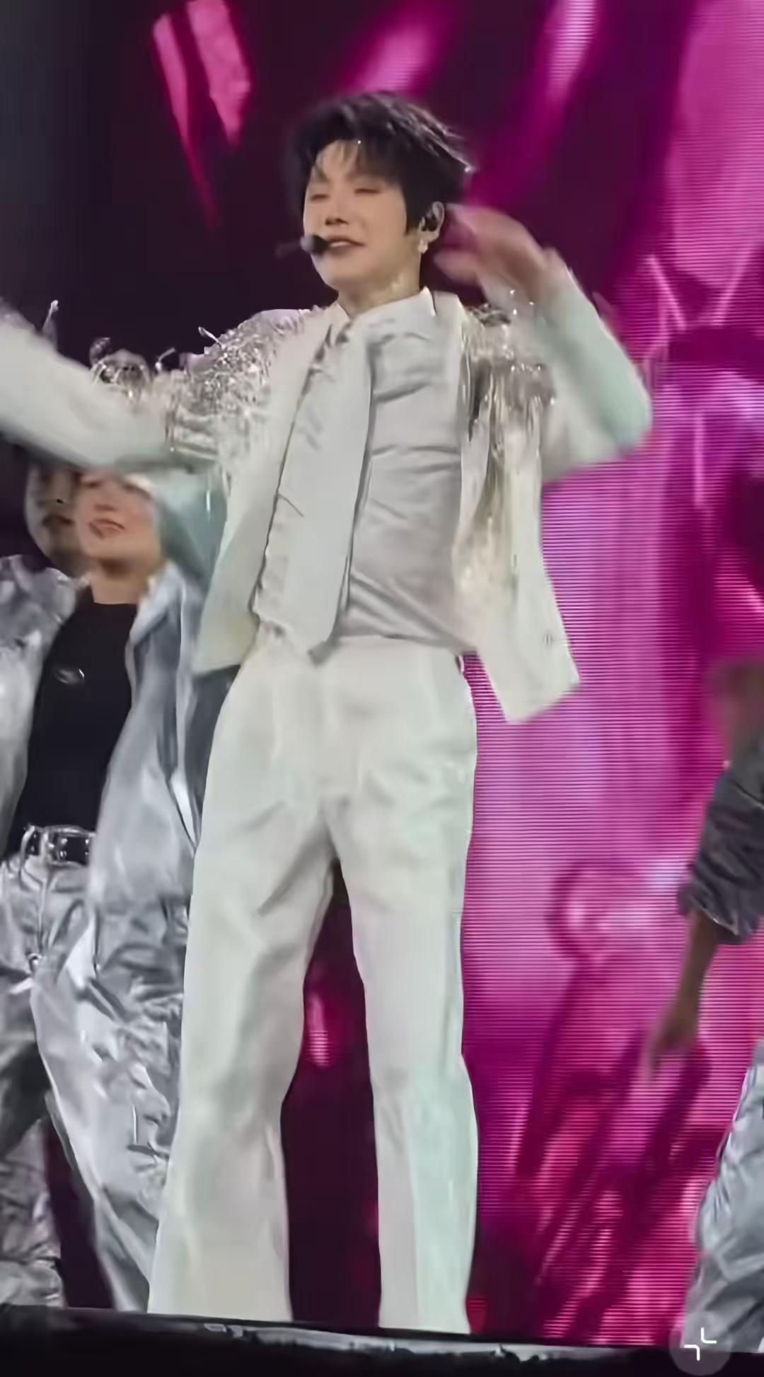 哇 我普驯服四肢了。