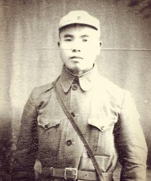 他是真正的铁道游击队大队长！ 洪振海，山东枣庄市人。1938年11月...