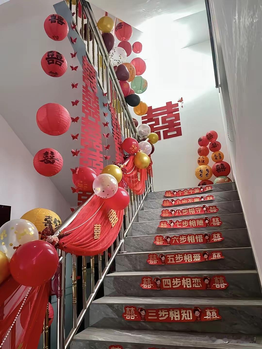 大学同学结婚, 零邀请震惊全场, 简单婚礼成新风尚
真没想到！大学同学结婚居然一