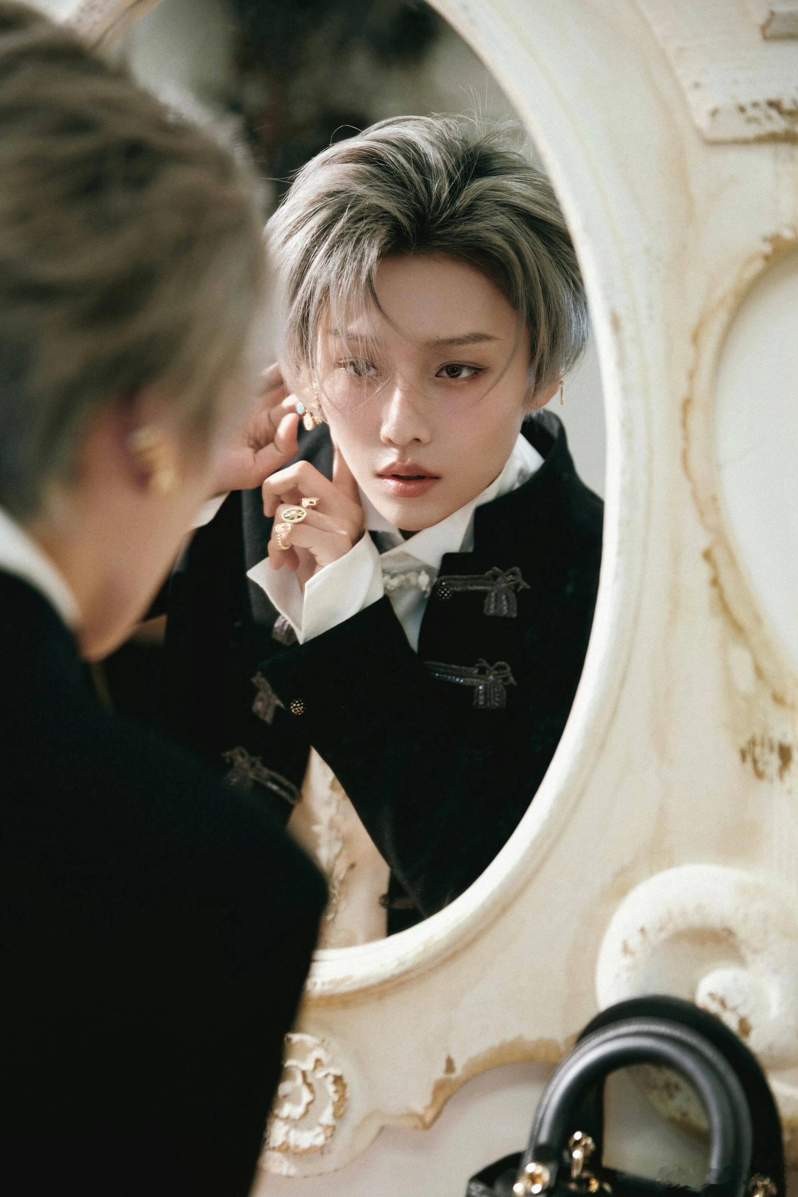 刘雨昕工作室出图好贵气！ 