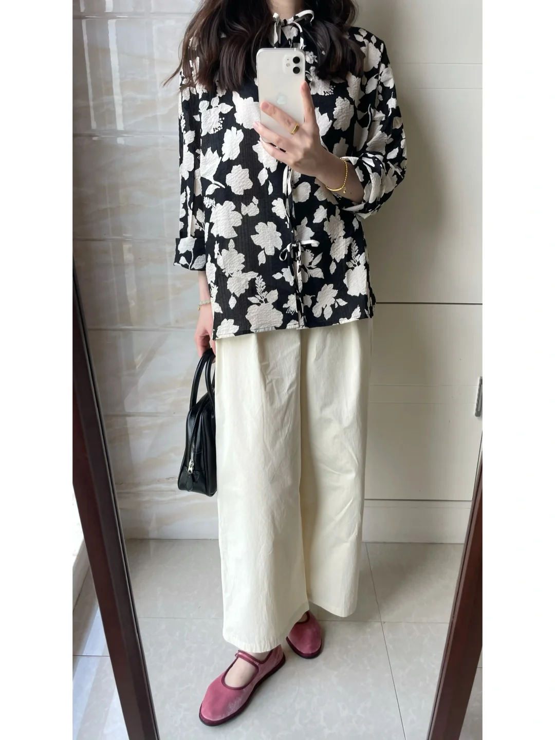 通勤日穿搭/ 复古花花衬衫