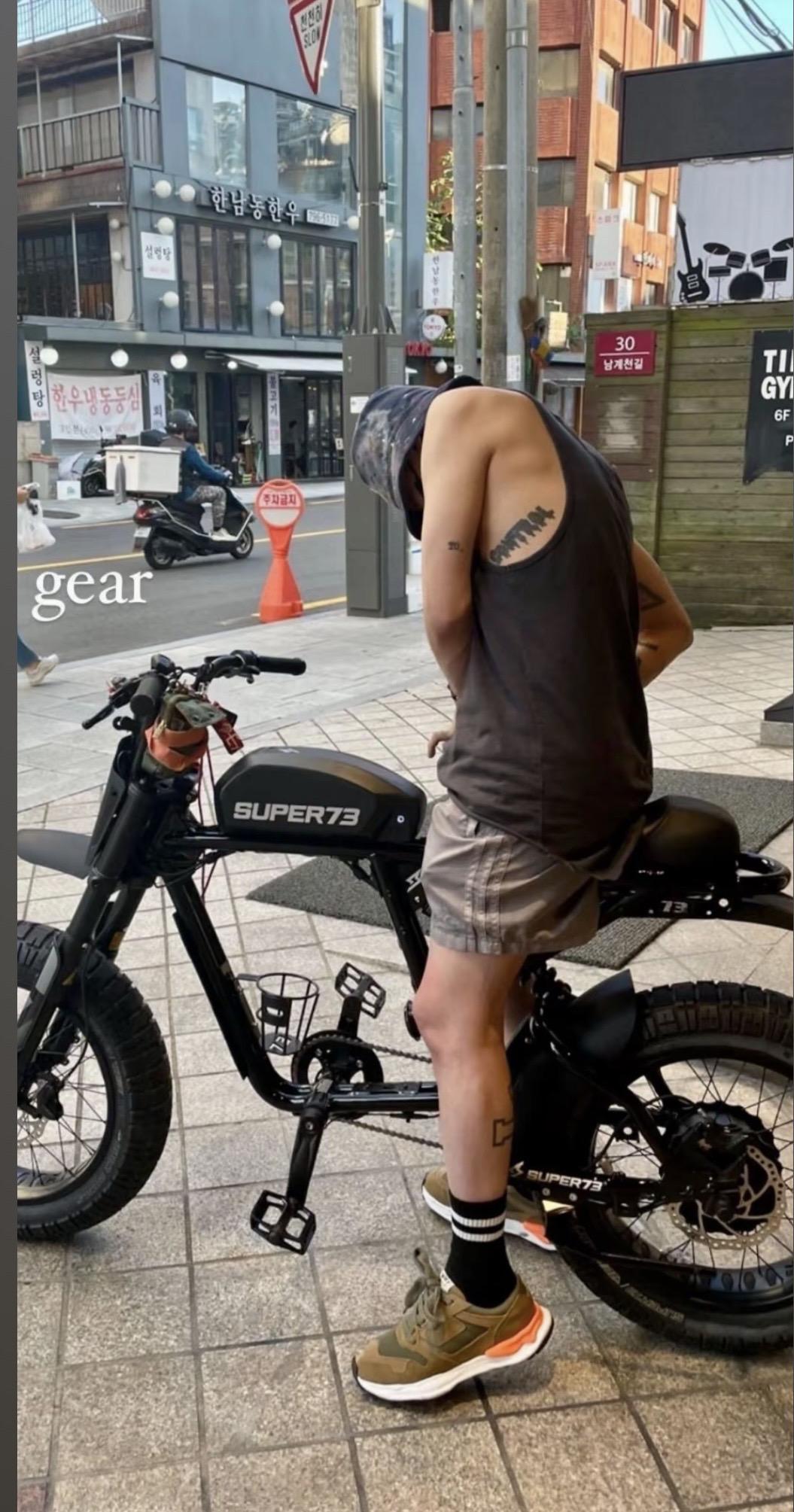 权志龙 gdragon 享受自由骑行