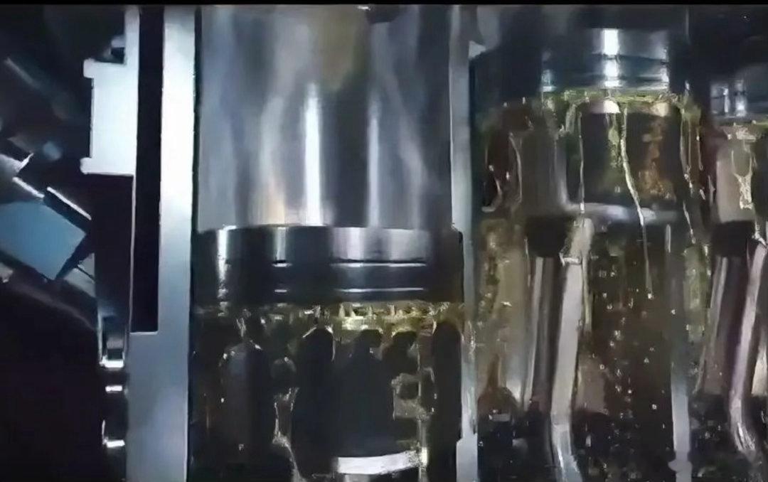 万万没想到，国内汽车更换机油频率比国外快的原因，竟然是人们不会加油？在欧洲，很多