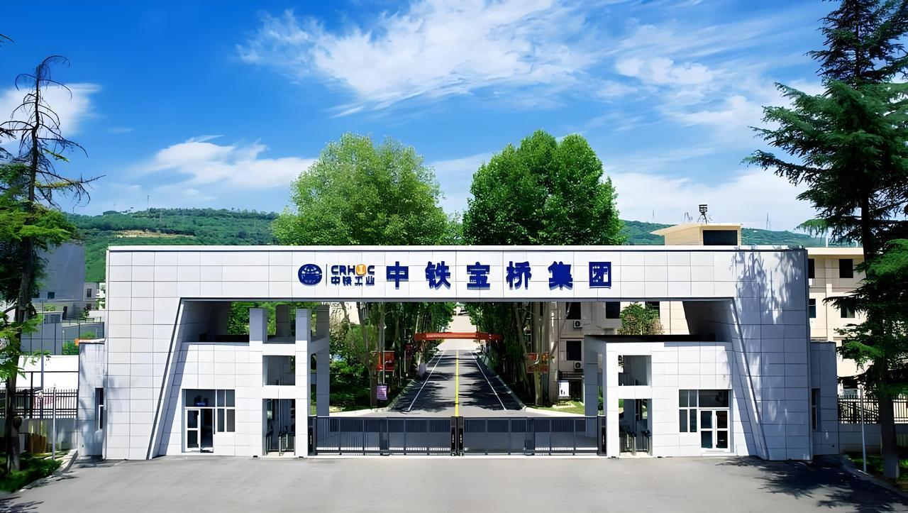 建桥不是新闻，造船才是新闻。宝鸡桥梁厂开始造船了，而且是全球同类型最大的船舶。