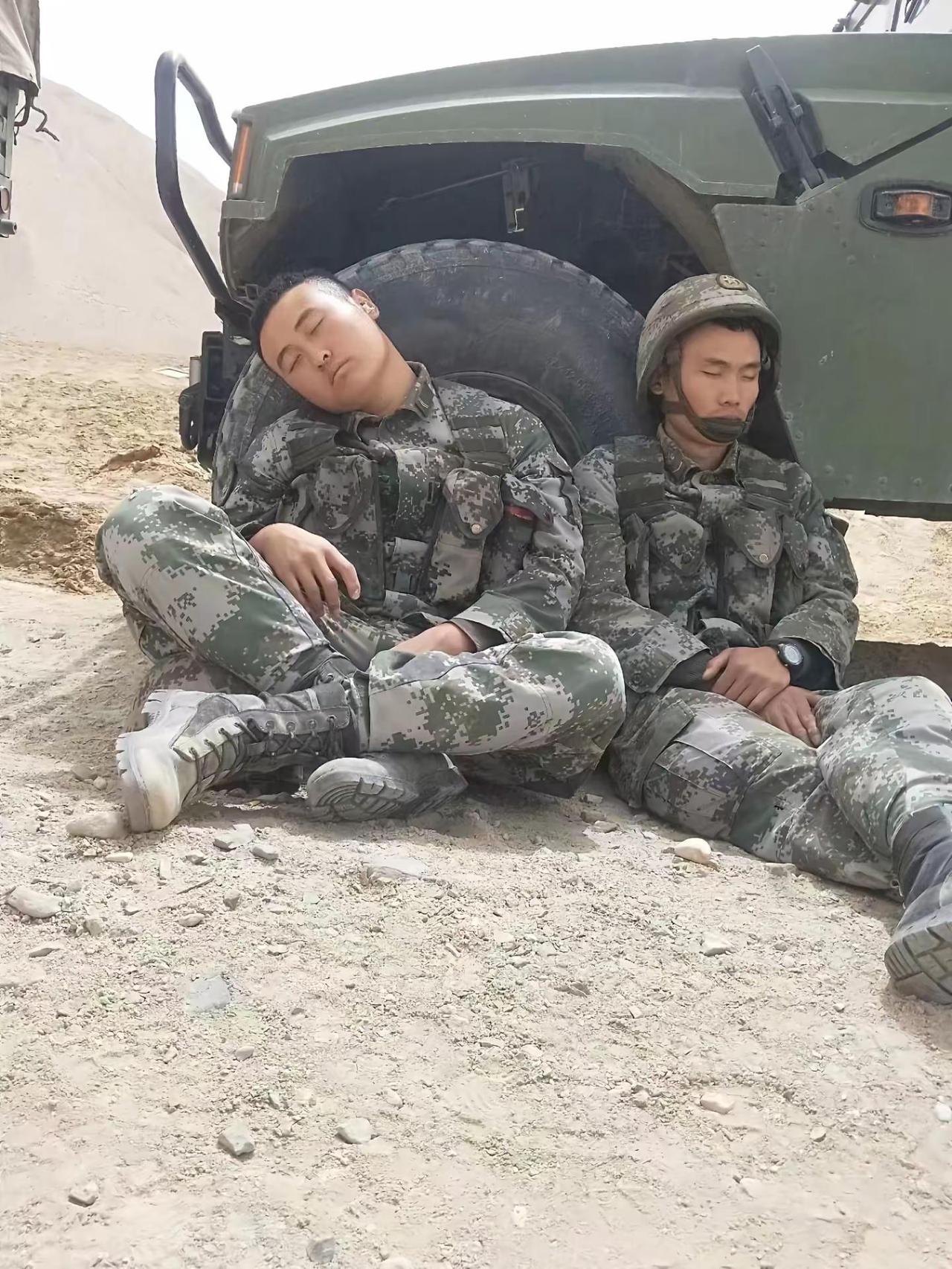 走完该走的路 才能走想走的路～退伍季。